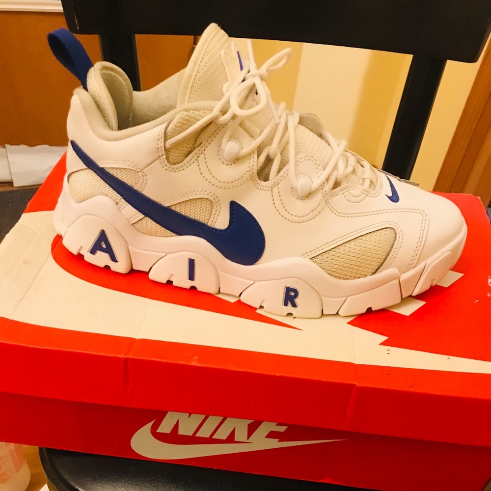 Nike’s for the low 🚦